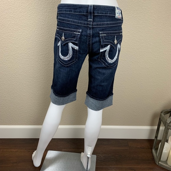 NWOT $108 True Religion Knee Length Bermuda Sequin Pocket Flap Shorts